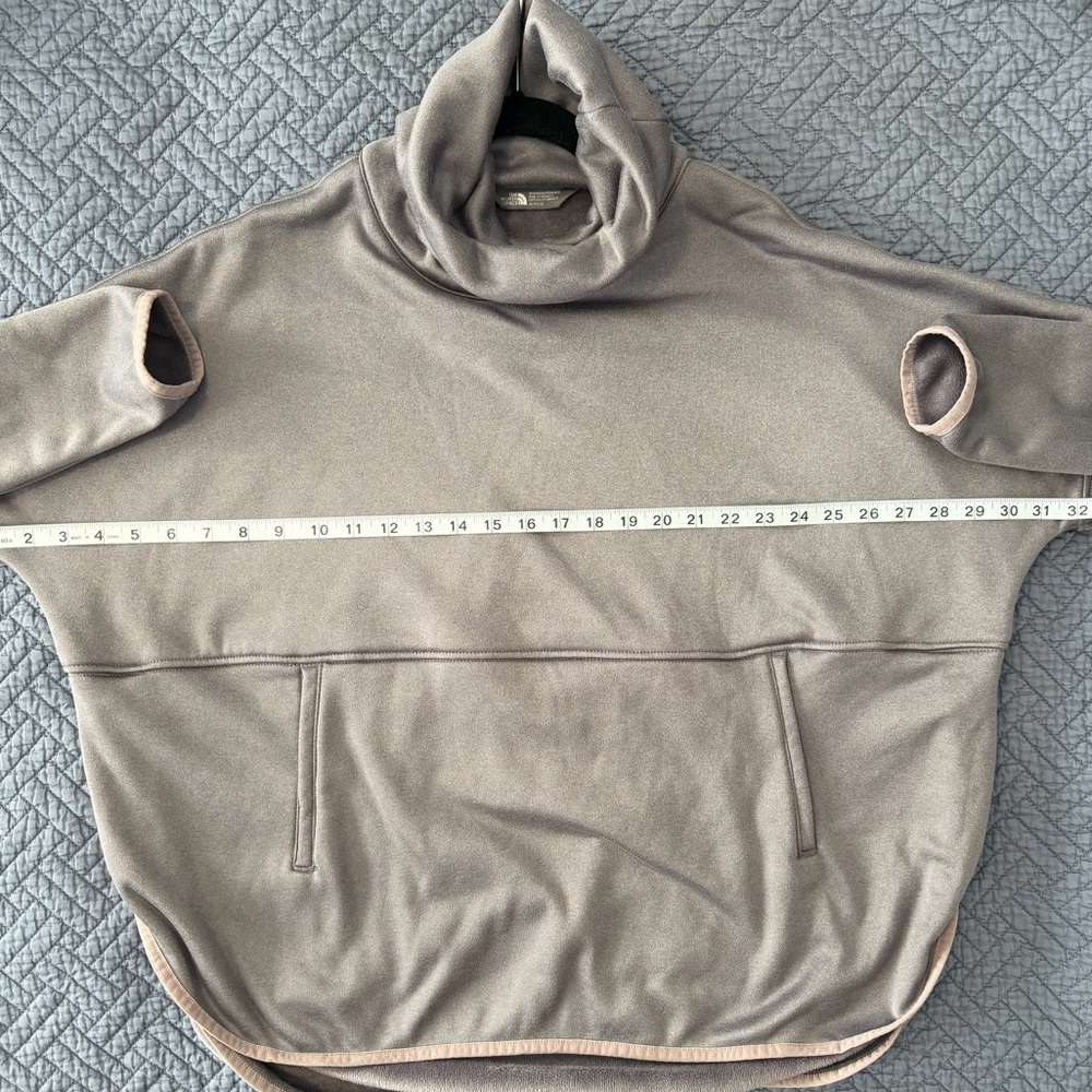 The North Face Canyon Flats Stretch Poncho M-L - Picture 10 of 15